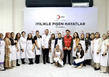Türk Kızılay Diyarbakırlı kadınları ünlü şeflerle buluşturdu