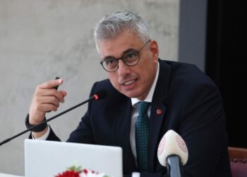 Bakan Memişoğlu: Türkiye'de sigaraya başlama yaş ortalaması 17