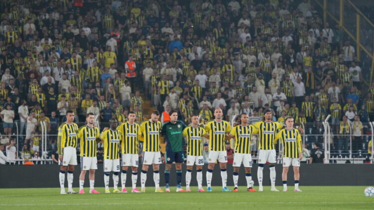 RAMS Park'ta tarihi maç: Fenerbahçe deplasmanda Galatasaray'a konuk olacak