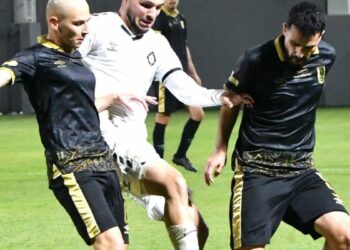 Altay iki haftada dağıldı