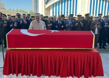 Ankara'da kazada şehit olan Albay Gökgöz, son yolculuğuna uğurlandı