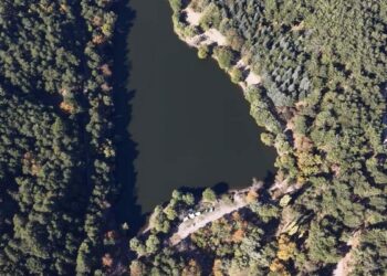 Karagöl Tabiat Parkı’nda sonbahar manzarası