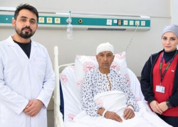 60 yaşındaki kadının beynindeki 10 santimetrelik kitle ameliyatla çıkarıldı