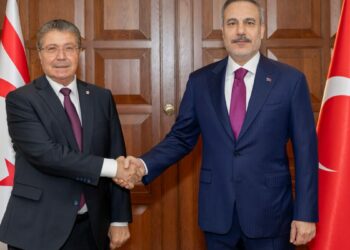 Bakan Fidan, KKTC Başbakanı Üstel ile görüştü