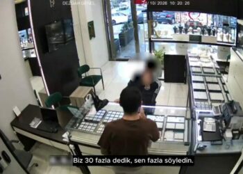 Esenyurt'ta kuyumcuya silahlı saldırının yeni görüntüleri ortaya çıktı