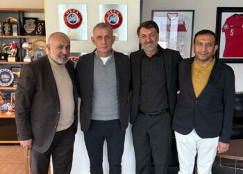Kayserispor Başkanı Çamlı'dan Hacıosmanoğlu'na ziyaret