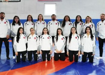 Dünya Güreş Şampiyonasında Kadın Milliler Mindere çıkacak