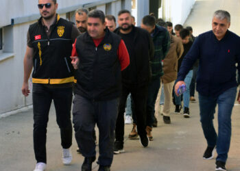 Kurgu trafik kazalarıyla 25 milyon liralık vurgun yapan şebeke, ‘kiralık sürücü’ kullanmış
