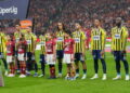Fenerbahçe derbide mağlup olarak zirvenin 6 puan gerisinde kaldı