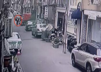 Şişli’de çatıdan düşerek ölen Kazakistanlı kadının son görüntüleri; ev arkadaşıyla sevgilisi serbest bırakıldı