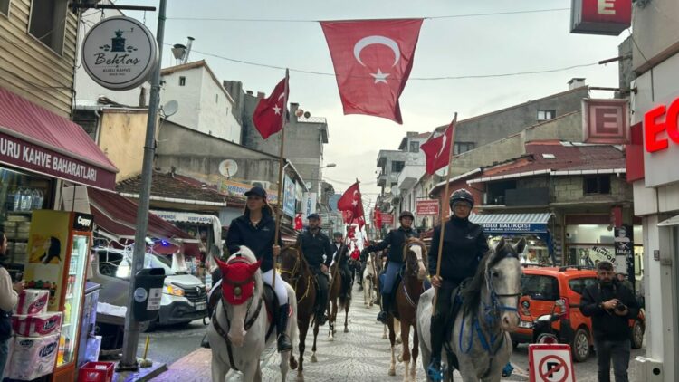 İnebolu'da 3'üncü İstiklal Yolu Atlı Yürüyüşü başladı