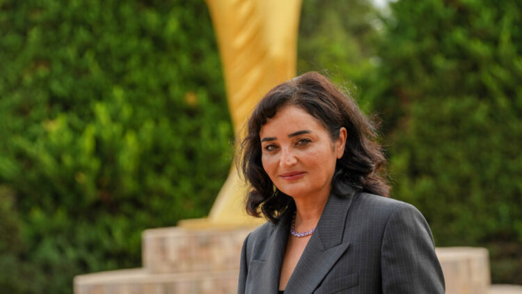 Altın Portakal'da Fadik Sevin Atasoy'dan barış mesajı: "Biz bir araya gelebiliyorsak herkes gelebilir!"