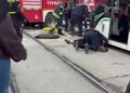 Tramvayın çarptığı 2 yaya yaralandı
