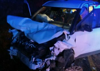 Mardin’de hafif ticari araç ile otomobil çarpıştı: 1 ölü, 3 yaralı