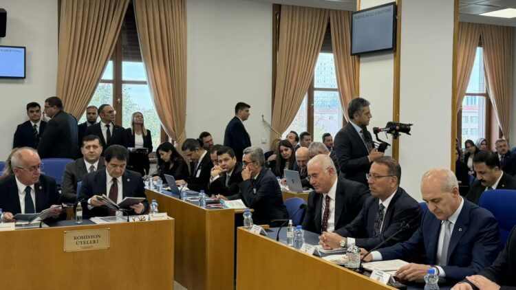 TBMM Başkanı Numan Kurtulmuş 2027 bütçesini sundu: "Tasarruf tedbirlerini esas aldık"