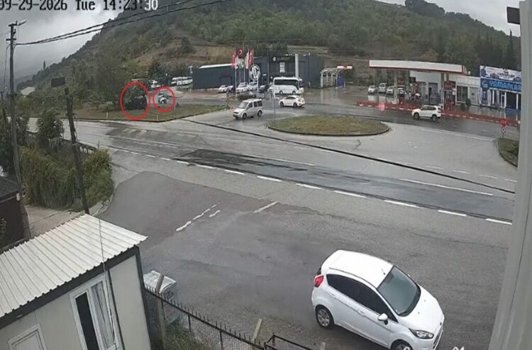 İkiye bölünen otomobilin sürücüsünün öldüğü kazada kusur raporuna aileden itiraz