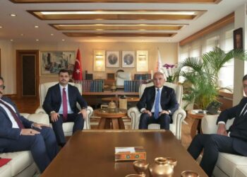 Bakan Ersoy, AK Parti'li İnan ve İzmir Büyükşehir Belediye Başkanı Tugay’ı kabul etti