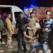 Hakkari’de kaçak göçmenleri taşıyan minibüs dereye yuvarlandı: 20 yaralı