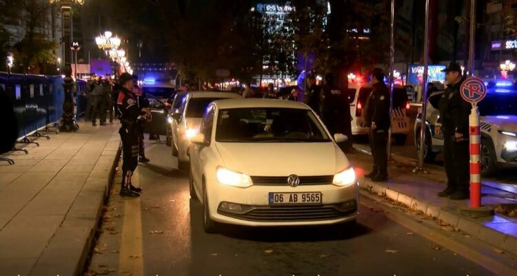 Ankara'da TDT 13. Devlet ve Hükümet Başkanları Zirvesi kapsamında asayiş ve trafik denetimi yapıldı