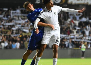 Altay'da Salih'ten profesyonel imza