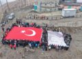 Cumhuriyet’in ruhunu Palandöken’in zirvesine taşıdılar