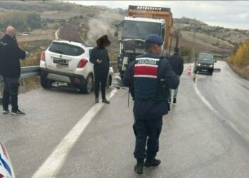 Ankara'da otomobil ile hafriyat kamyonu çarpıştı: 1 ölü