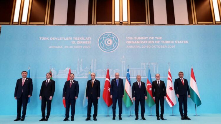 Türk Devletleri Teşkilatı Zirvesi'nde liderler aile fotoğrafında buluştu