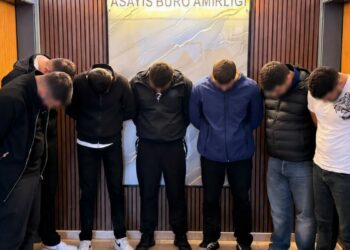 Zeytinburnu’nda 2 yerde silahla ateş eden 6 şüpheli yakalandı