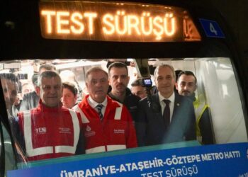 Özgür Özel: Bunu kentteki eşitsizlikleri ortadan kaldırmak isteyenler yapar