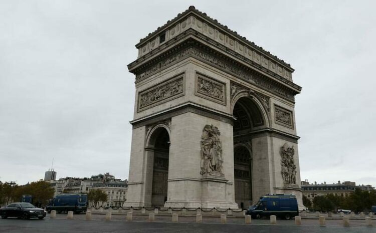 Paris'te kısmi sokağa çıkma yasağı uygulanacak