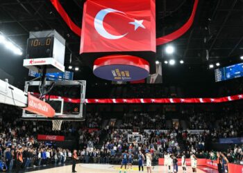 Anadolu Efes - Panathinaikos Aktor: 83-68