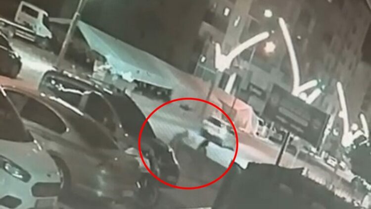 Kadının çantasını alıp kaçan kapkaççı tutuklandı; olay kamerada