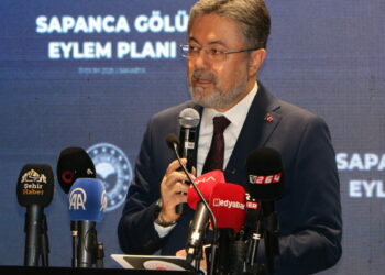 Bakan Yumaklı: Sapanca Gölü kötüye giderse, Kocaeli ve Sakarya susuz kalır