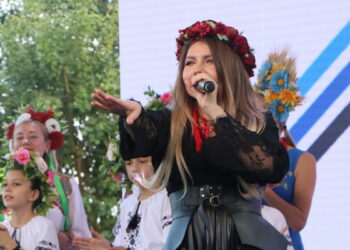 Ukraynalıların gösterileri Adana Gençlik ve Kültür Şenliği’ne renk kattı