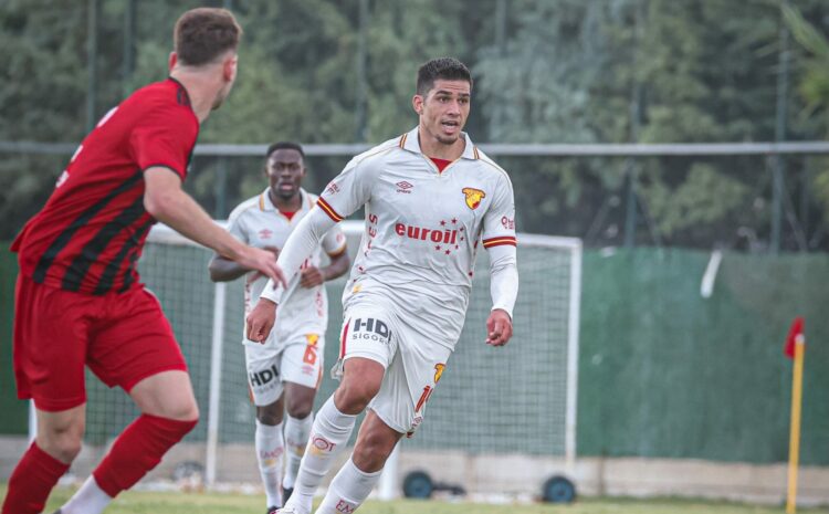 Göztepe hazırlık maçında Vanspor'la yenişemedi