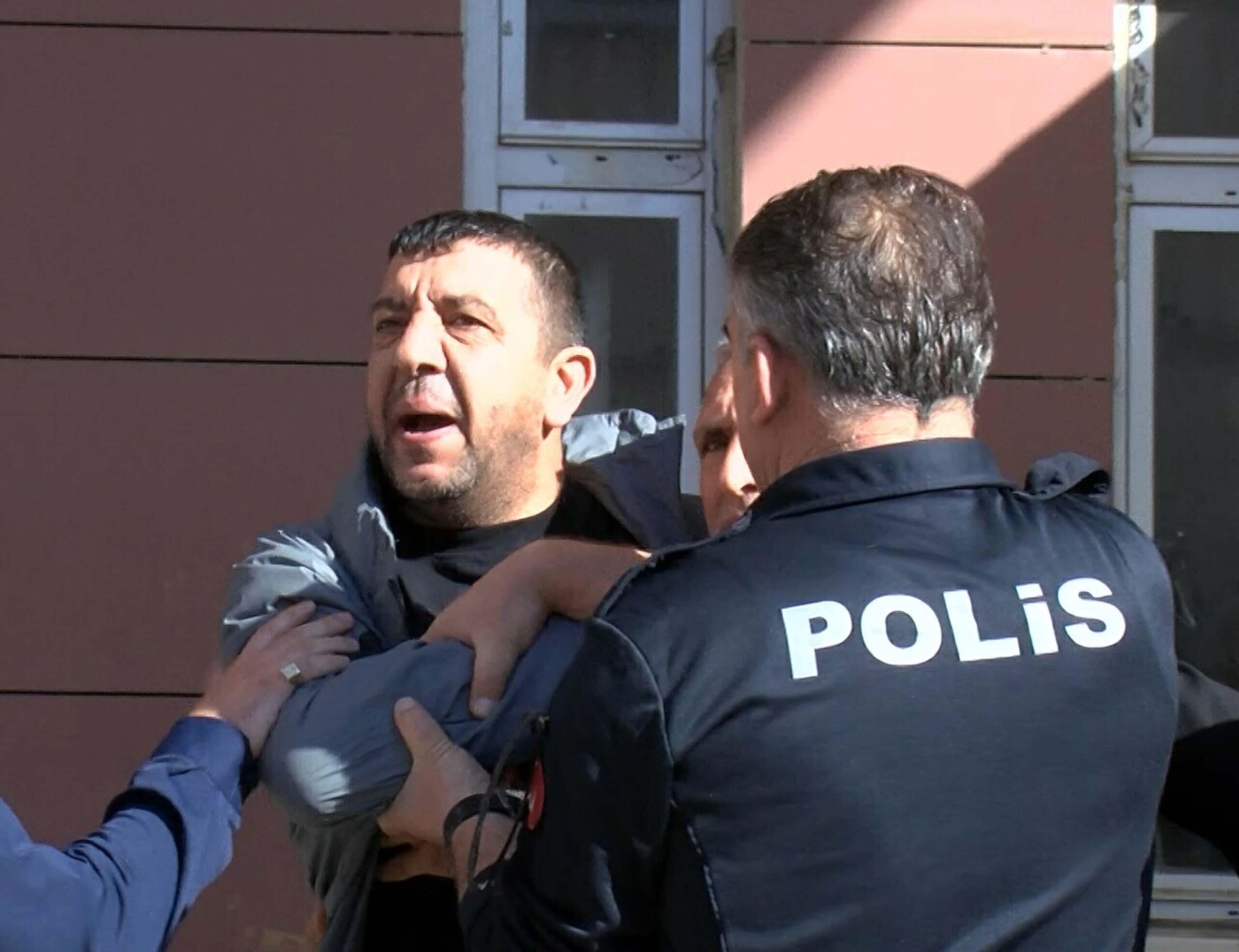 Ferdi Zeyrek'in ölümüne ilişkin davanın duruşması sonrası gerginlik