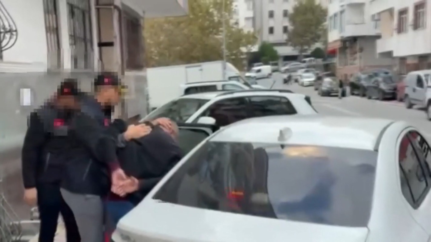 İkinci el araçları sahte ekspertiz raporuyla satan 16 şüpheli yakalandı; mağdurlar konuştu