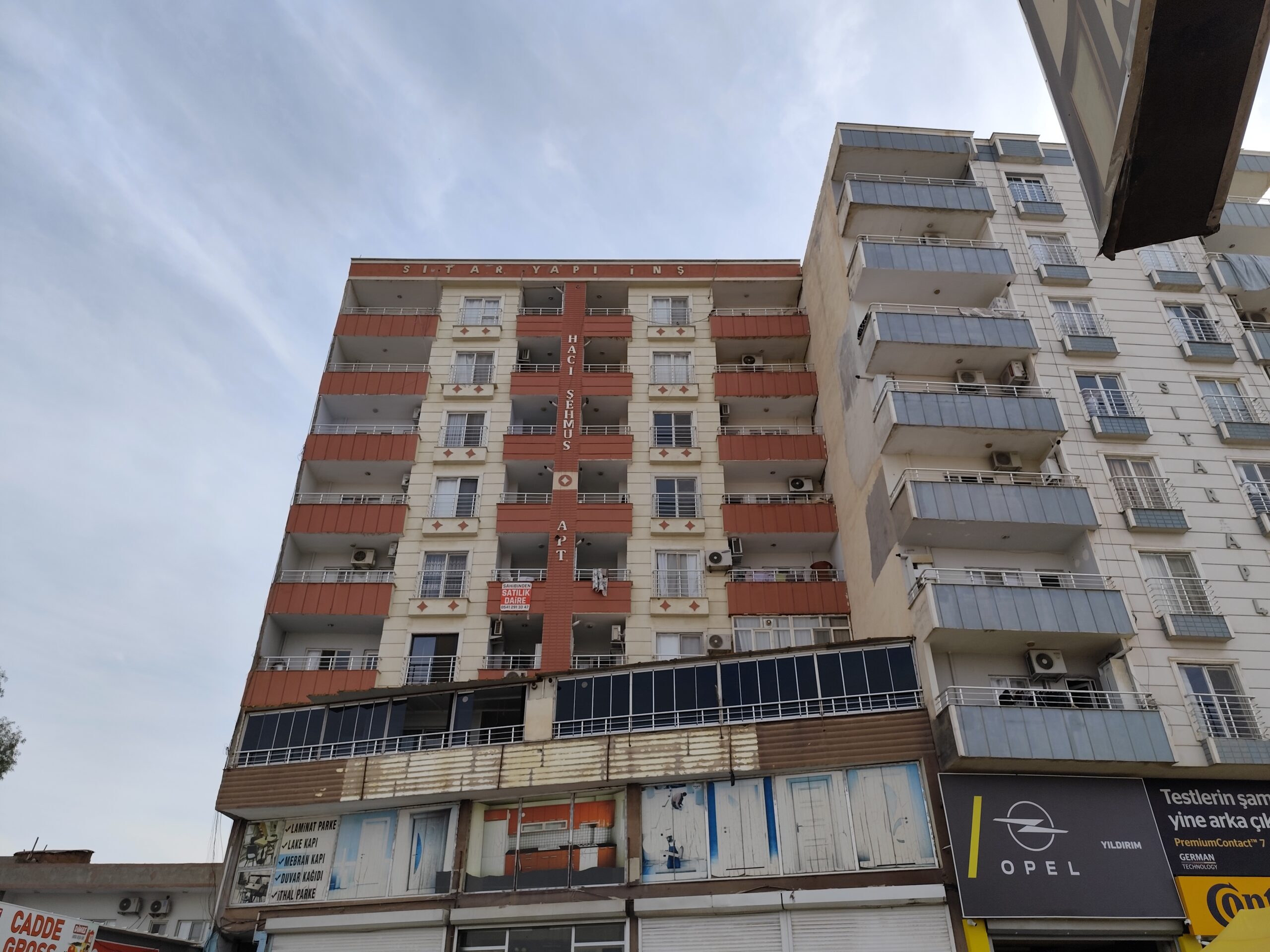 Aynı aileden 3 kişinin öldürülmesine ilişkin davada, olay öncesine ait görüntü dosyaya girdi