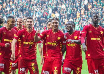 Göztepe'de hedef 3'te 3 yapmak