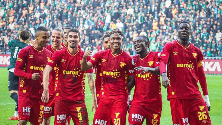 Göztepe'de hedef 3'te 3 yapmak
