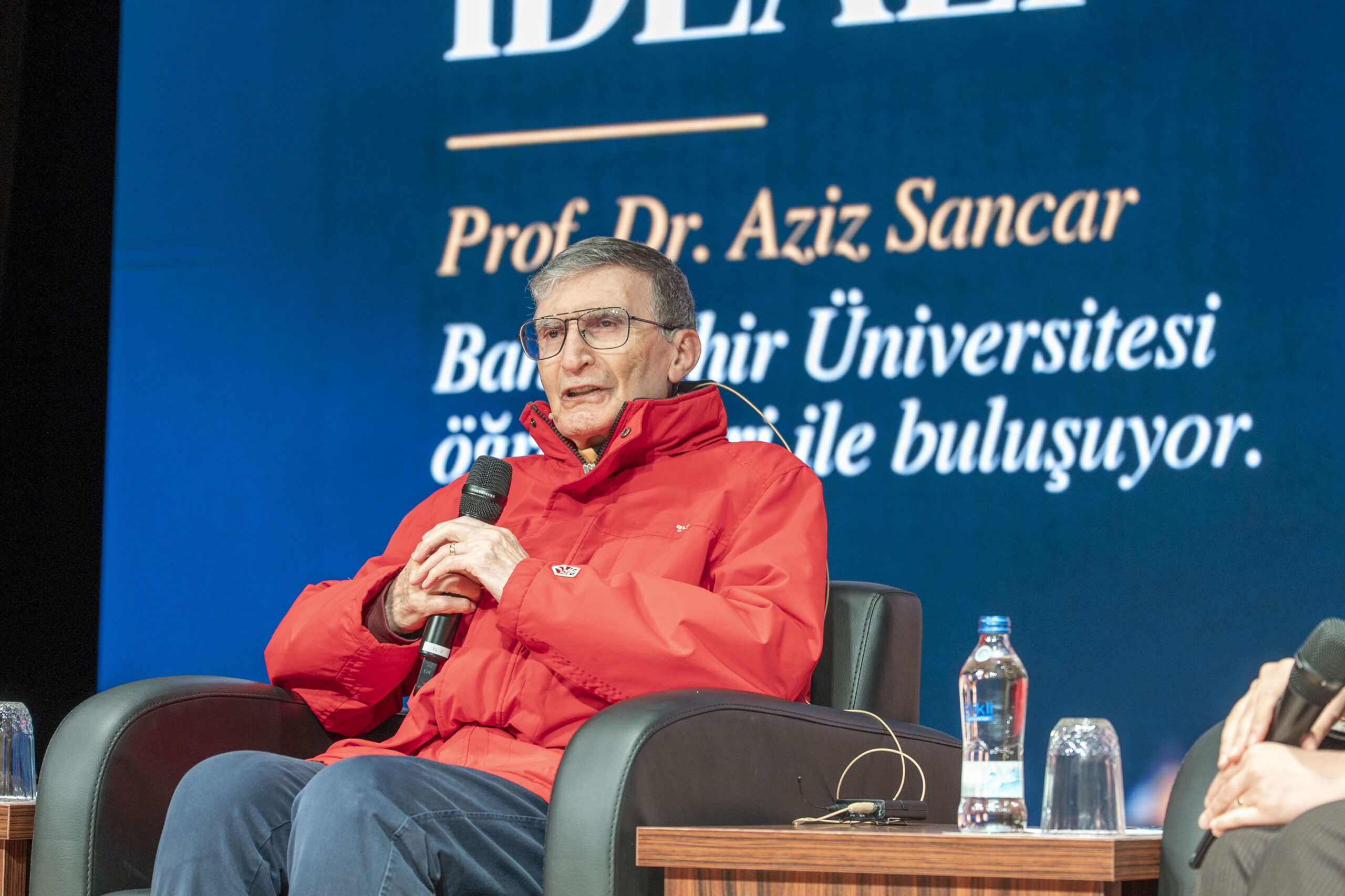 Nobel ödüllü Prof. Dr. Aziz Sancar’a, BAU’lu öğrencilerden yoğun ilgi