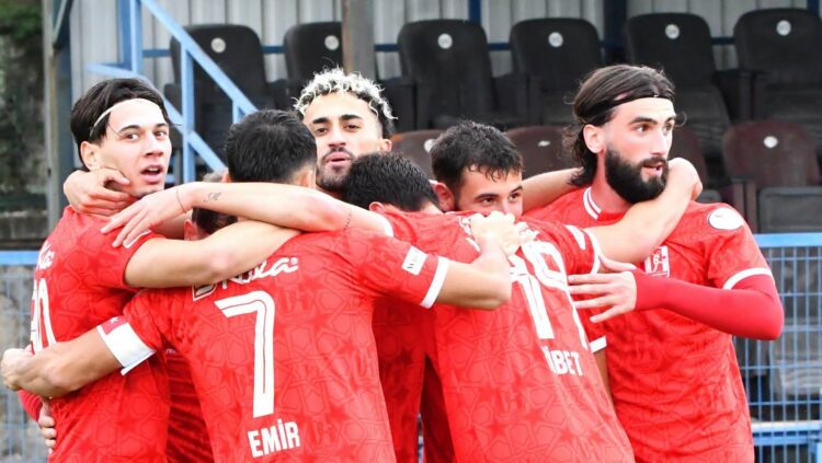 Balıkesirspor Kavçak ile dolu dizgin