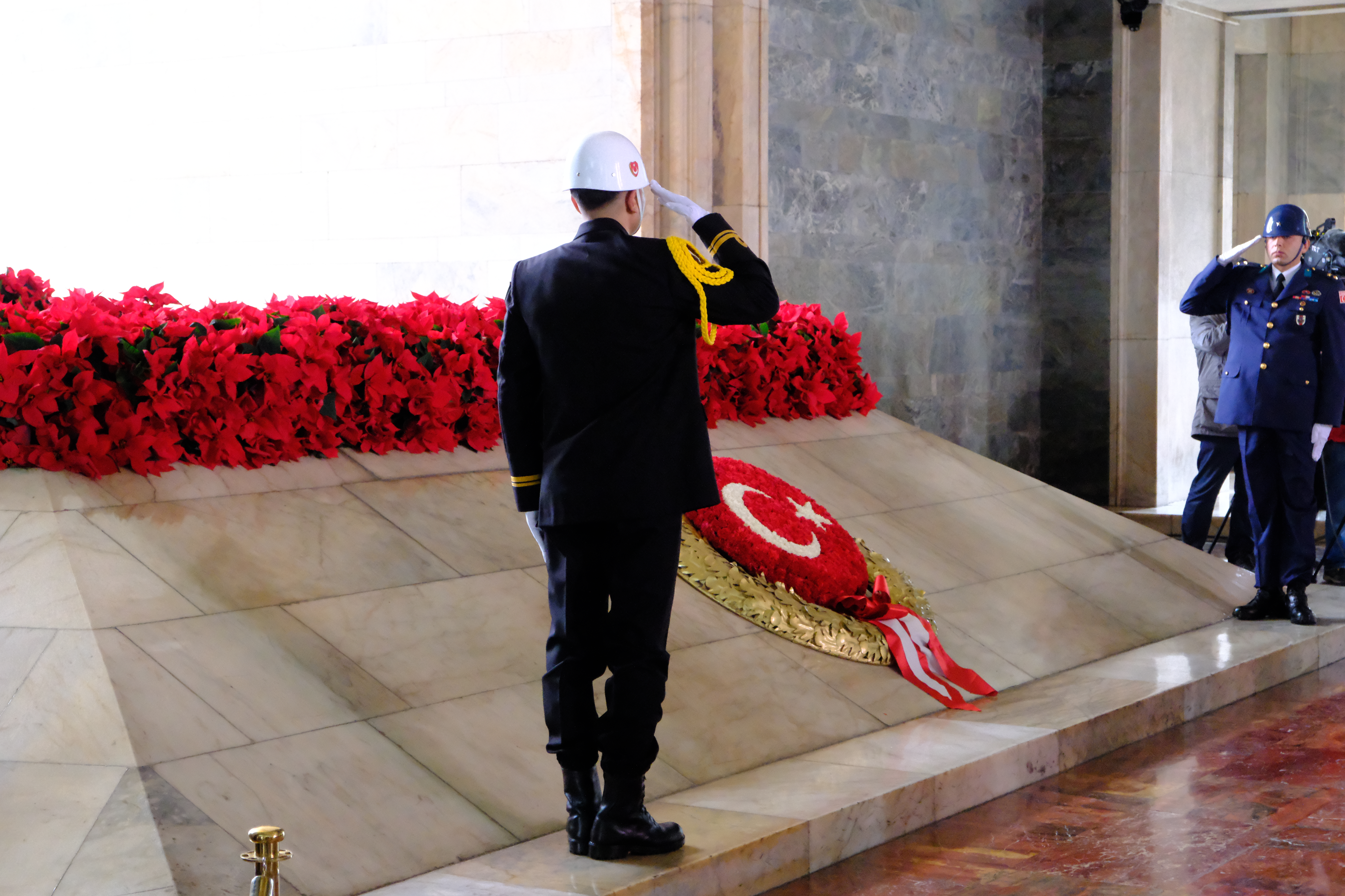 Devlet erkanı Anıtkabir'i ziyaret etti
