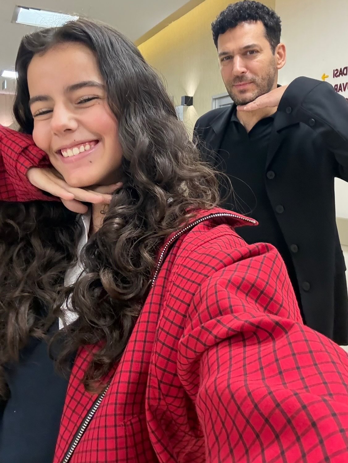 Güller ve Günahlar setinde eğlence dolu anlar