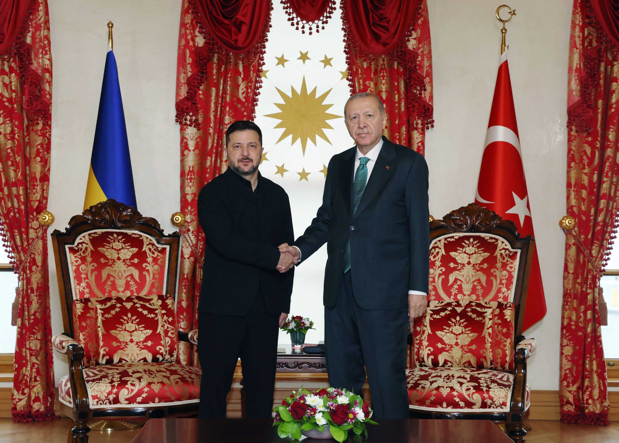 Cumhurbaşkanı Erdoğan ve Zelenskiy'in İstanbul'daki görüşmesi başladı