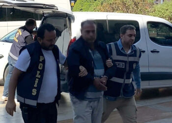 Erkek dehşeti bitmek bilmiyor: Tüfekle vurulan Emel kurtarılamadı