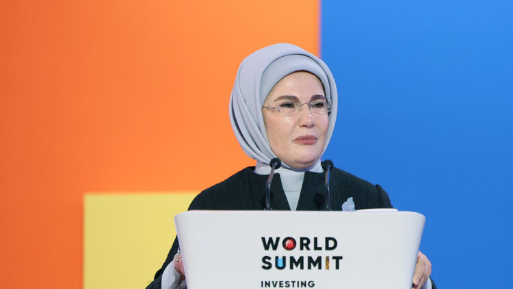 Emine Erdoğan Dünya Zirvesi'nde konuştu: "Bizim nazarımızda çocuk, insanlığın kalbidir"
