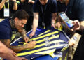 Fenerbahçeli Ederson, imza gününde taraftarlarla buluştu