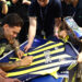Fenerbahçeli Ederson, imza gününde taraftarlarla buluştu