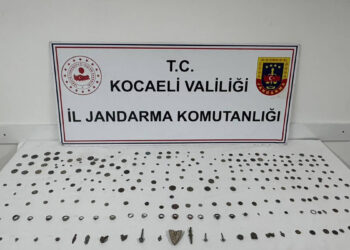 Otomobilde Roma ve Helenistik dönemlere ait 271 tarihi eser ele geçirildi: 1 gözaltı